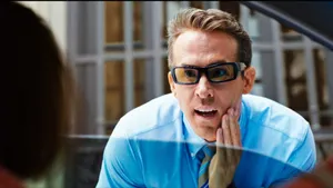 Free Guy Amazed Ryan Wallpaper