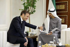 French President On Official State Visit To The Uae Wallpaper