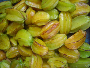 Fresh Harvest Carambola Wallpaper