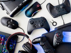 Game Controllers Wallpaper