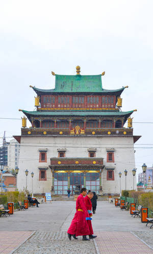 Gandantegchinlen Monastery In Mongolia Wallpaper