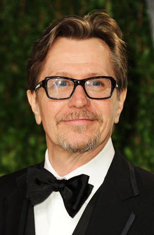 Gary Oldman Awards Night Wallpaper