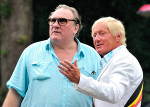 Gérard Depardieu Posing For A Portrait Wallpaper