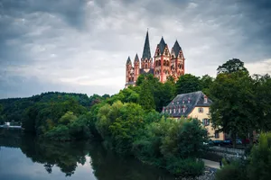Germany's Lake Castle Wallpaper