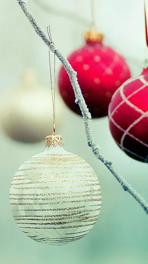 Gold And Silver Christmas Ornaments Wallpaper