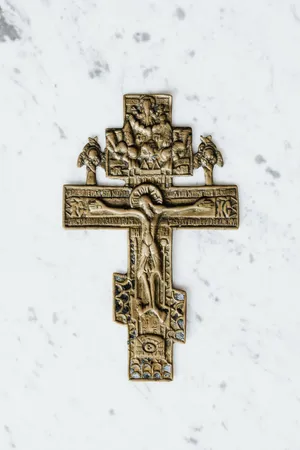 Gold Engraved Jesus On Cross Wallpaper