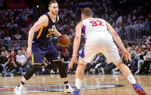 Gordon Hayward Vs Blake Griffin Wallpaper