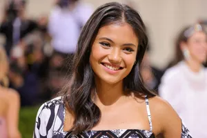 Gorgeous Emma Raducanu Wallpaper