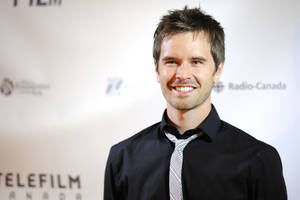 Graham Wardle Necktie Wallpaper