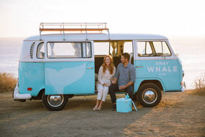 Gray Whale Gin Couple Wallpaper