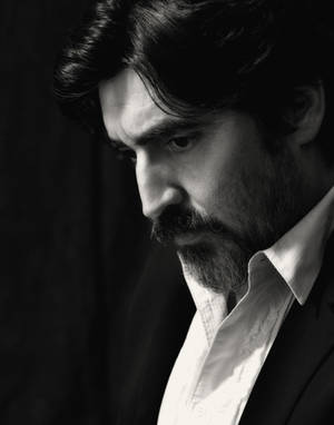 Great Actor Alfred Molina Wallpaper