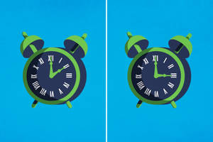Green Clock Showing Time Wallpaper