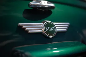 Green Mini Cooper Badge Wallpaper