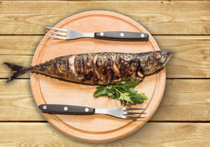 Grilled Mackerel With Leaf Wallpaper