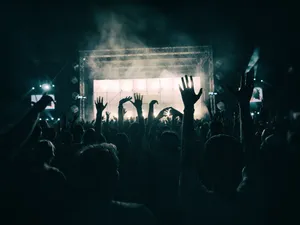 Grunge Aesthetic Music Concert Wallpaper