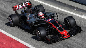 Haas F1 Black And Red Wallpaper