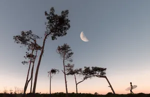 Half Moon 4k Hd Laptop Wallpaper