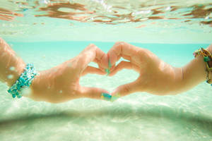 Hand Heart Underwater Wallpaper