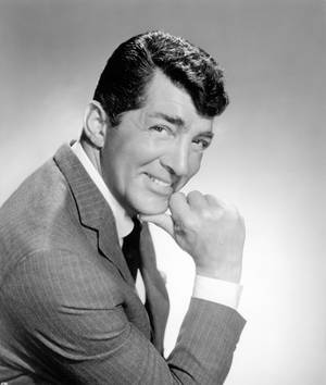 Handsome American Singer Dean Martin 1970 Portrait Wallpaper