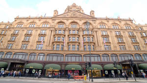 Harrods Front Entrance Wallpaper