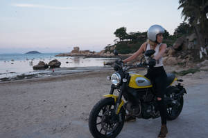 Ducati scrambler girl online