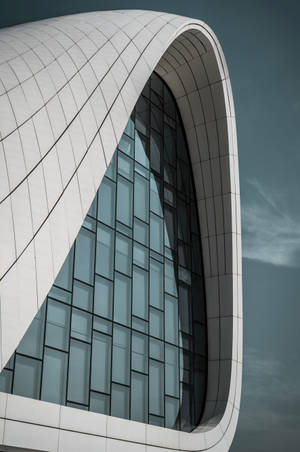 Heydar Aliyev Centre In Azerbaijan Wallpaper