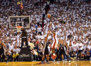 High-action Moment In Nba Finals Wallpaper