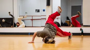 Hip Hop_ Dance_ Practice_ Freeze_ Move.jpg Wallpaper