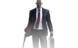 Hitman 2018 Agent 47 With Suitcase And Gun Wallpaper