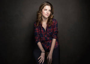 Hollywood Actress Anna Kendrick In Plaid Shirt Wallpaper