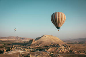 Hot Air Balloon Landscapes Wallpaper