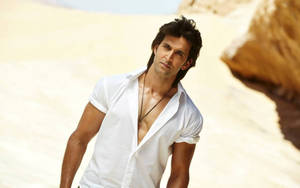 Hrithik Roshan Sand Dunes Wallpaper