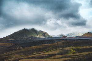 Iceland Mountain Fields Wallpaper