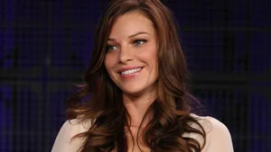 Image Actress Lauren German Wallpaper