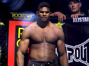 Impressive Alistair Overeem Muscular Body Wallpaper