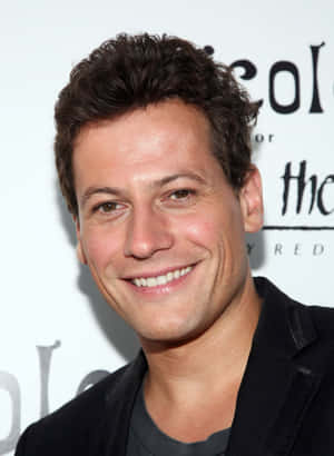 Ioan Gruffudd 2196 X 3000 Wallpaper