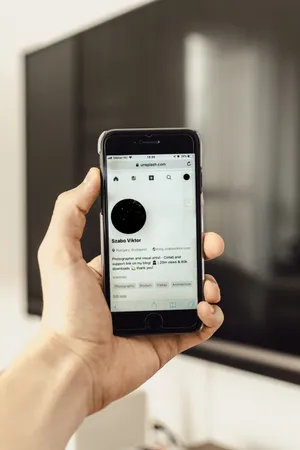 Iphone 8 Front Wallpaper