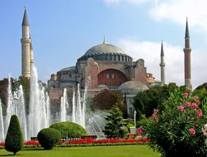 Istanbul's Suleymaniye Mosque Wallpaper