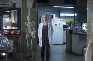 Izombie Liv Moore At King County Medical Examiner's Office Wallpaper