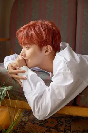 J-hope In Red Hair Wallpaper