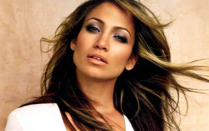 Jennifer Lopez 90s Vibe Wallpaper