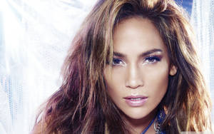 Jennifer Lopez On The Floor Cover Wallpaper