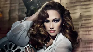 Jennifer Lopez Vintage Glamour Wallpaper
