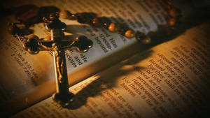 Jesus Christ Rosary Bible Wallpaper