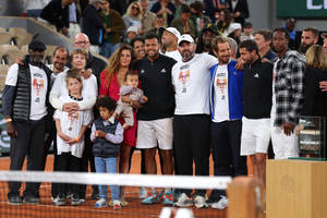 Jo-wilfried Tsonga Family And Friends Wallpaper