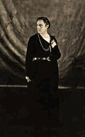 John Barrymore As Hamlet In Classic Black And White Image Wallpaper