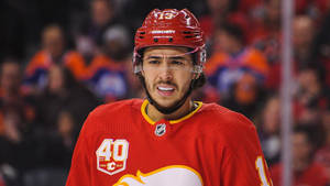 Johnny Gaudreau Ice Hockey Calgary Flames Game Wallpaper