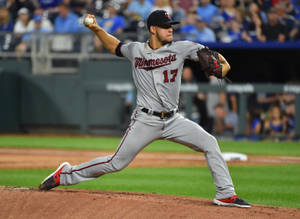 Jose Berrios Solid Pose Wallpaper