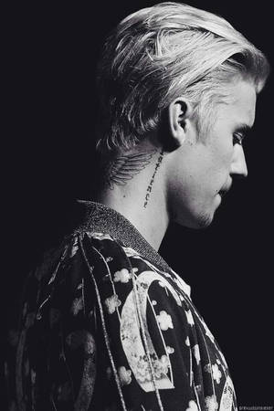 Justin Bieber Side Profile Wallpaper