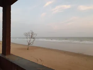 Karachi Beach Horizon Wallpaper